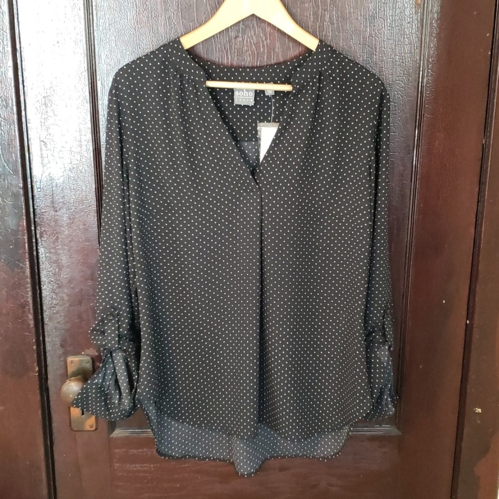 Black & white blouse